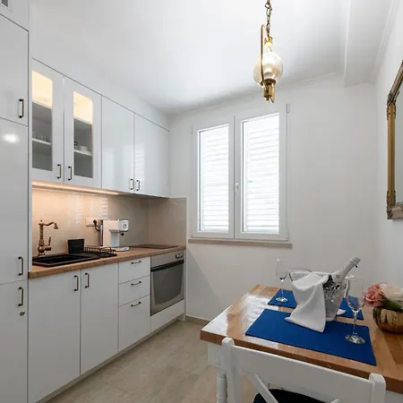 Blue One * Dubrovnik